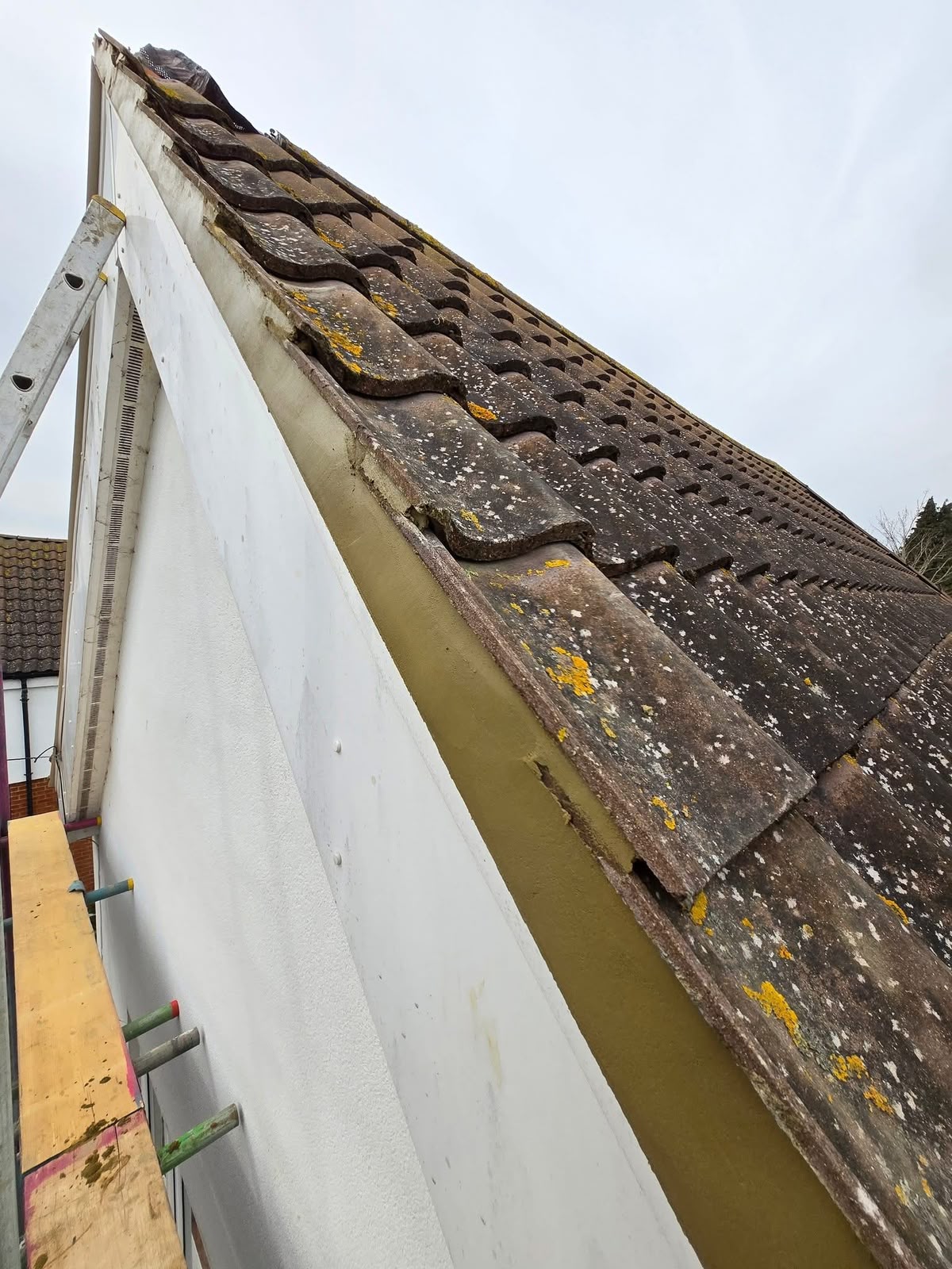 uPVC roofline Glasgow: gable verge prepared for new fascia and bargeboard