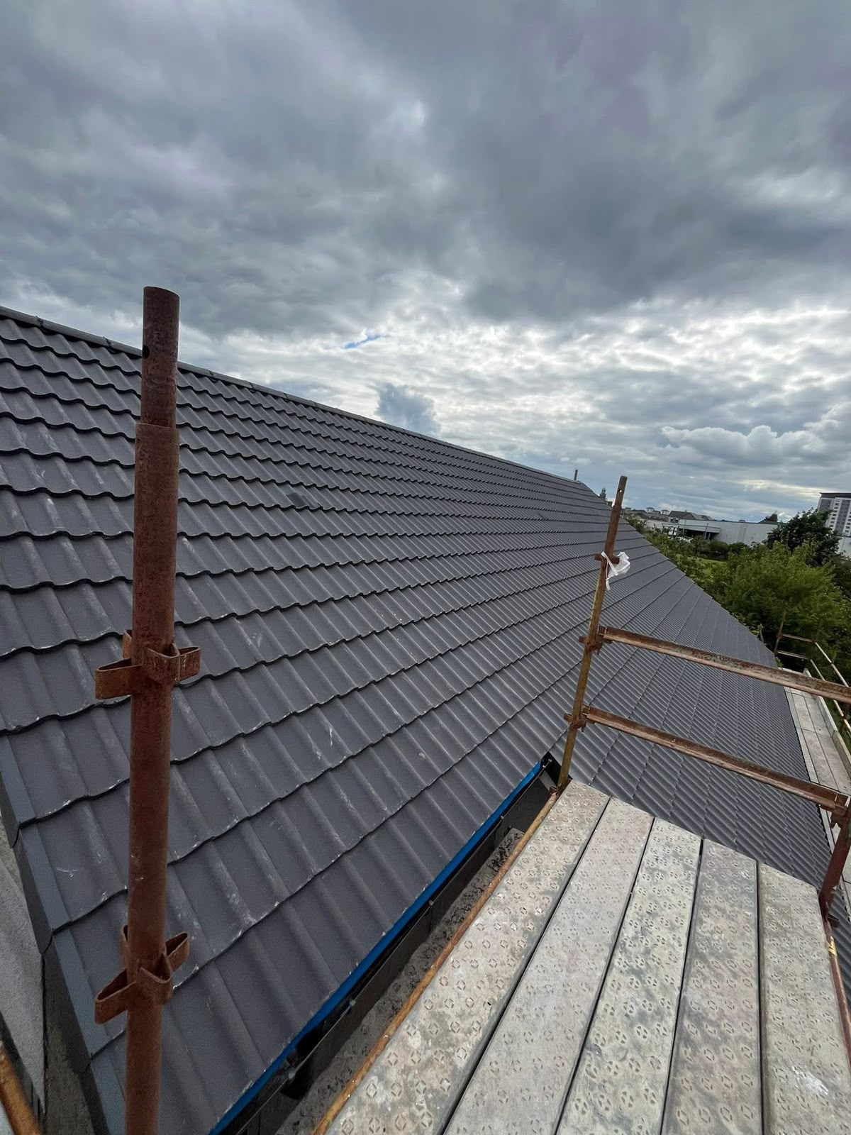 Roof replacement Glasgow: new roof installation by Monarch Roofing
